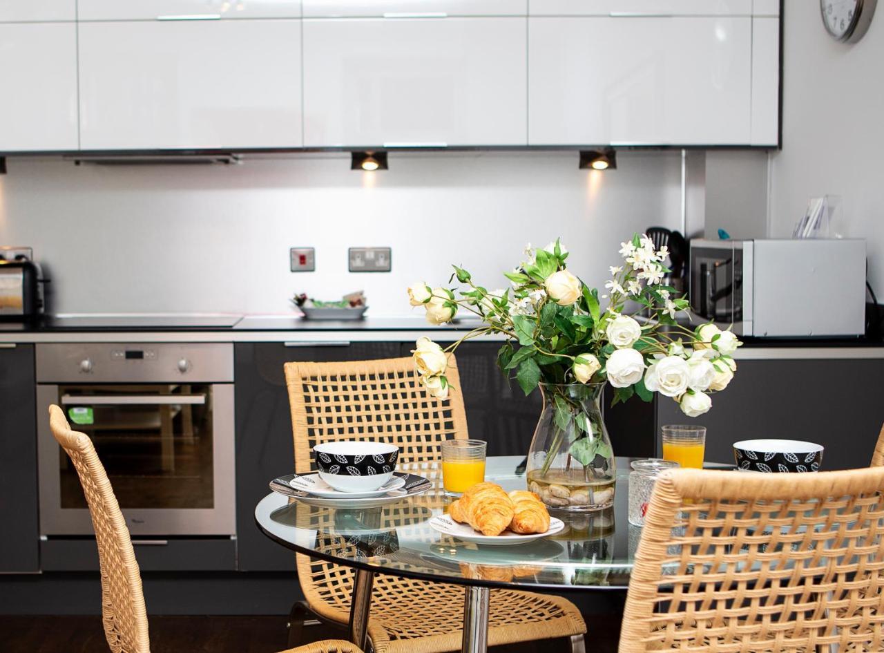 Apt 2, Trafalgar Square 2Nd Floor By Indigo Flats Londýn Exteriér fotografie