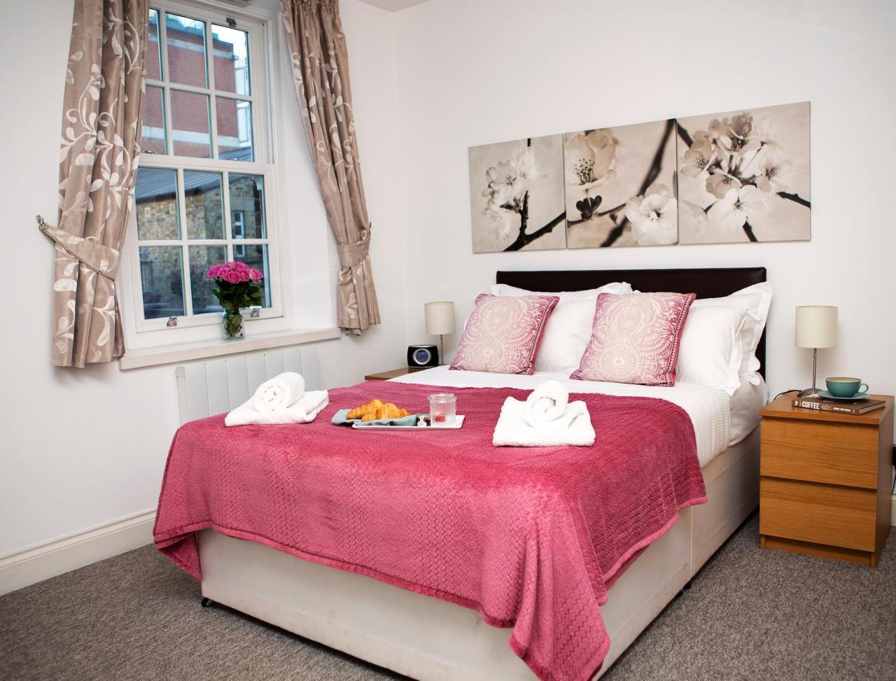 Apt 2, Trafalgar Square 2Nd Floor By Indigo Flats Londýn Exteriér fotografie